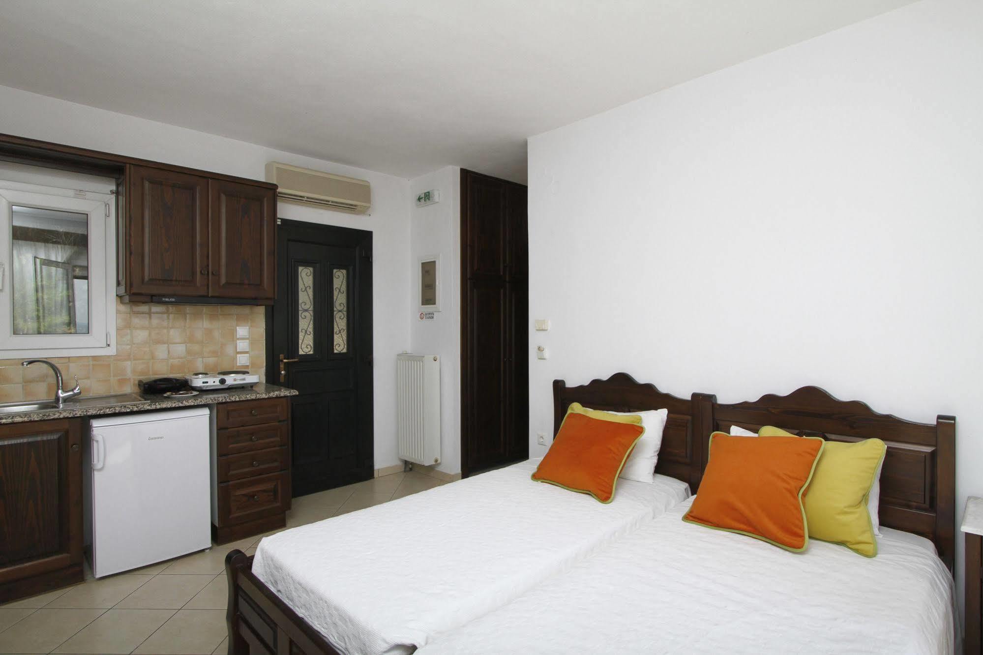 Amygdalies Apartments Myrina Esterno foto